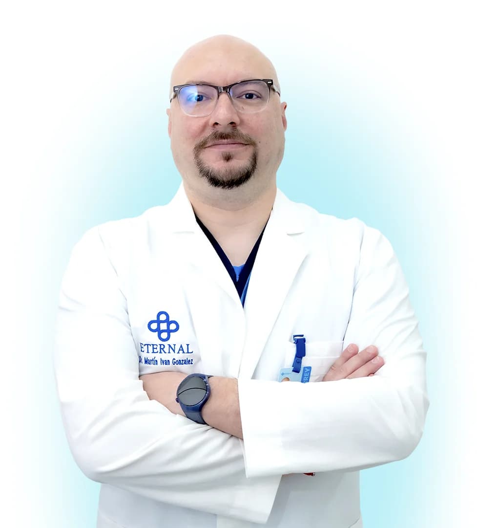 Dr. Iván González